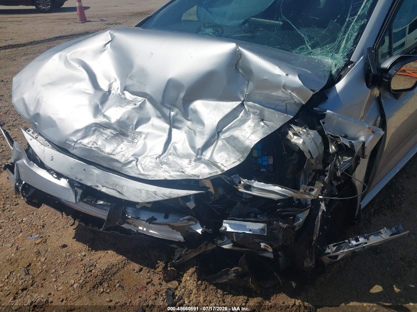 2025 TOYOTA COROLLA auction photo 6