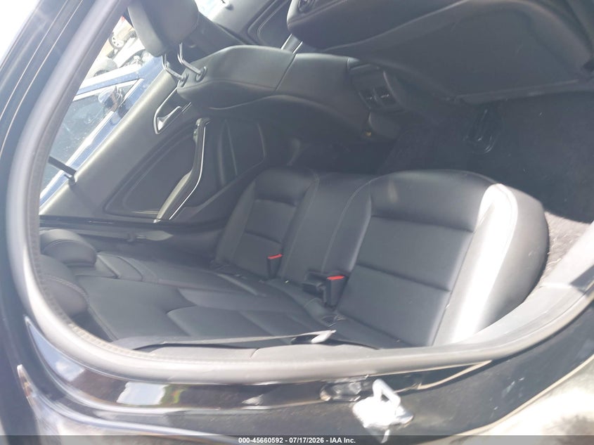2019 MERCEDES-BENZ GLA 250 auction photo 8
