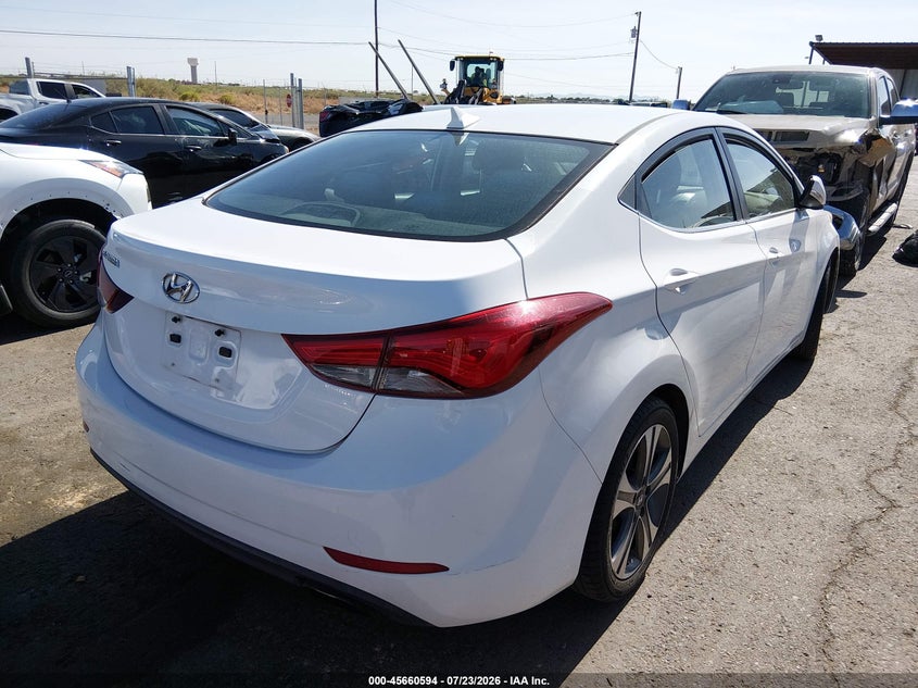 2015 HYUNDAI ELANTRA auction photo 4
