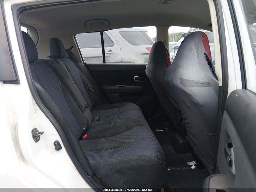 2011 NISSAN VERSA auction photo 8
