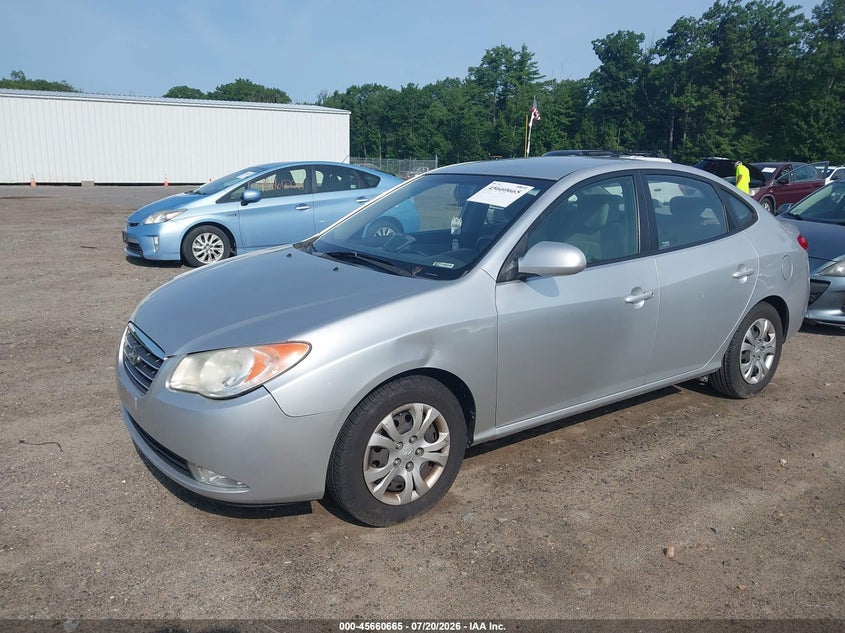 2010 HYUNDAI ELANTRA auction photo 2