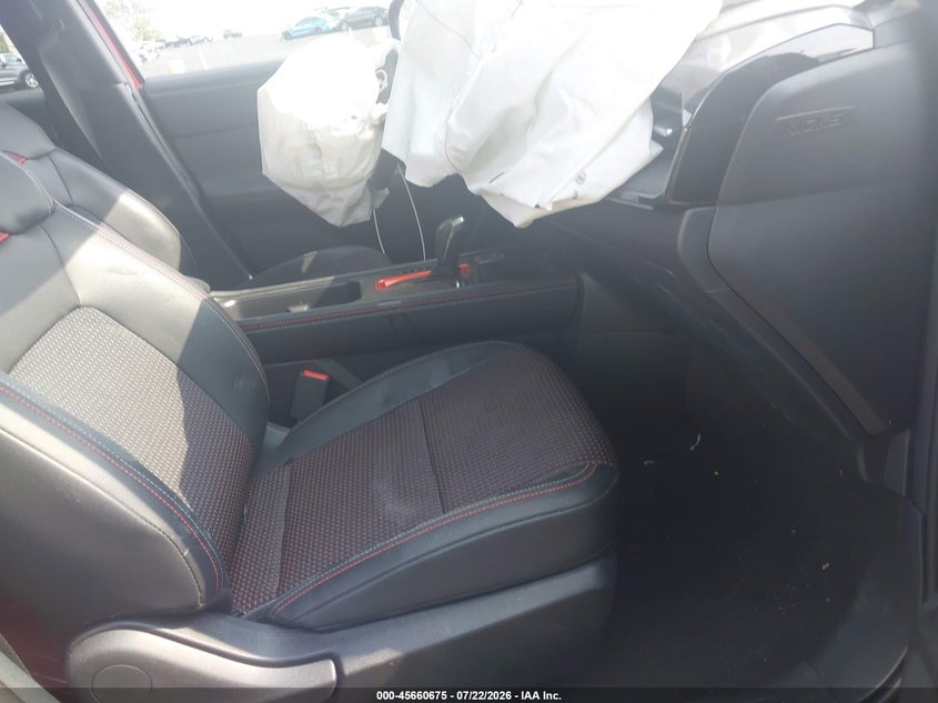 2025 NISSAN KICKS auction photo 5