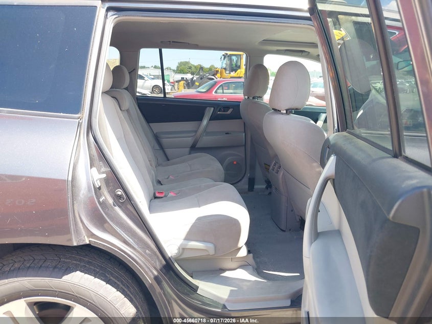 2008 TOYOTA HIGHLANDER auction photo 8