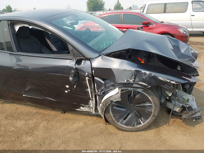 2026 Tesla Model Y All-Wheel Drive/Long Range Launch Series/Premium All-Wheel Drive VIN: 7SAYGDEE0TF580109 Lot: 45660765