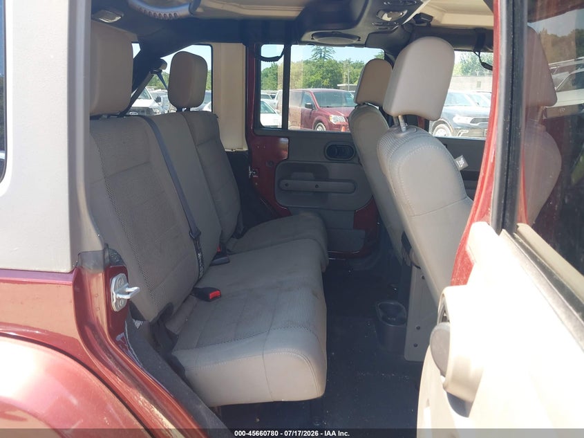 2007 Jeep Wrangler Unlimited Sahara VIN: 1J4GA59157L121212 Lot: 45660780