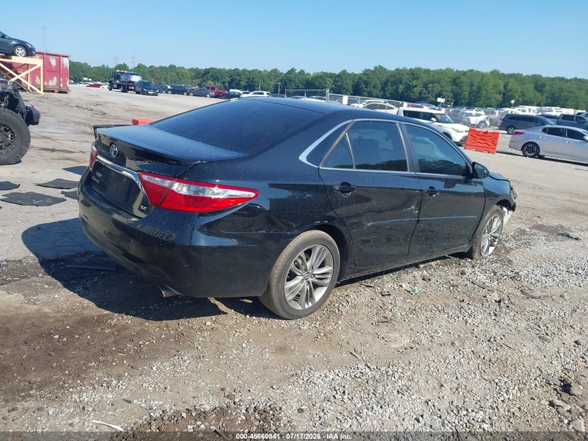TOYOTA CAMRY - zdjęcie 4