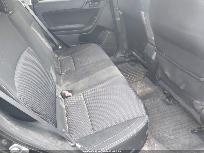 2017 SUBARU FORESTER auction photo 8