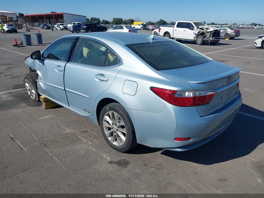 Vin: jthbw1gg0d2031760, lot: 46159452, lexus es 300h 20133