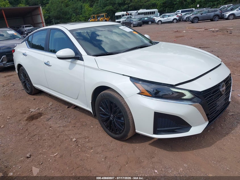 2025 NISSAN ALTIMA SV AWD — Photo gallery