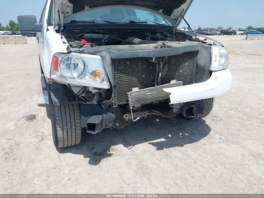 2004 Ford F-150 Lariat/Xl/Xlt VIN: 1FTPX12504NC61940 Lot: 45660900