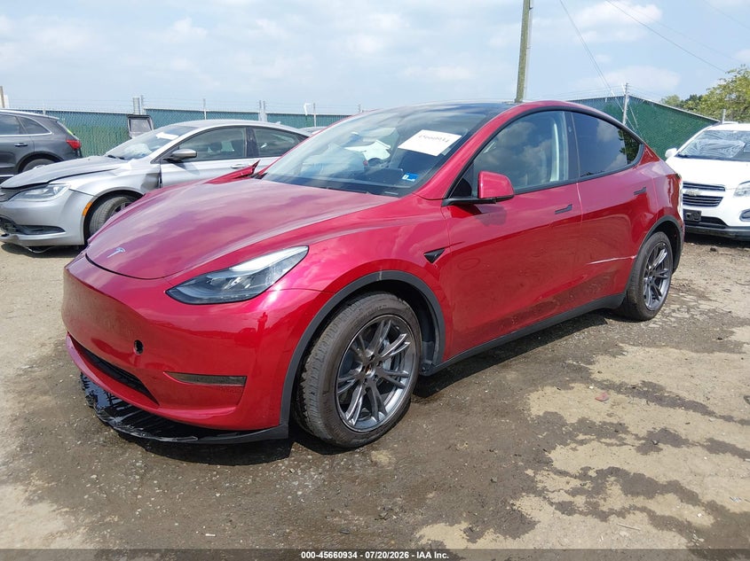 2024 Tesla Model Y Long Range Single Motor Rear-Wheel Drive/Rwd VIN: 7SAYGDED3RF186555 Lot: 45660934