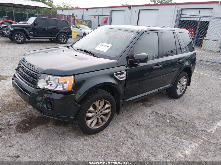 2012 LAND ROVER LR2 auction photo 2