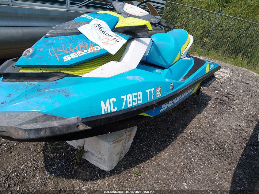 2015 SEADOO GTI 130 auction photo 2