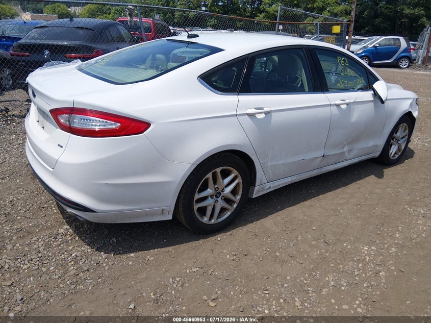2014 FORD FUSION auction photo 4