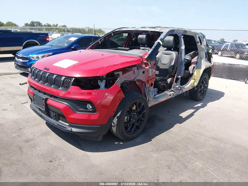 2024 Jeep Compass, Левый бок, IAAI, VIN 3C4NJDBN8RT576163 — фото 2