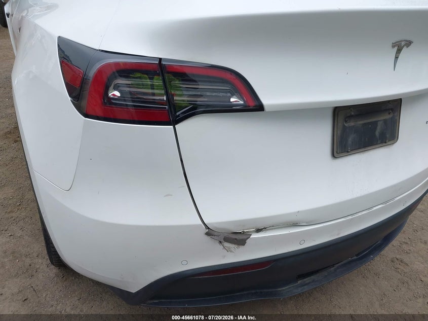 2021 Tesla Model Y Long Range Dual Motor All-Wheel Drive VIN: 5YJYGDEE4MF287411 Lot: 45661078