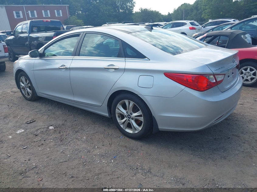 2013 HYUNDAI SONATA auction photo 3