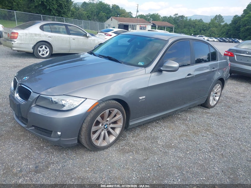 2011 BMW 328I auction photo 2