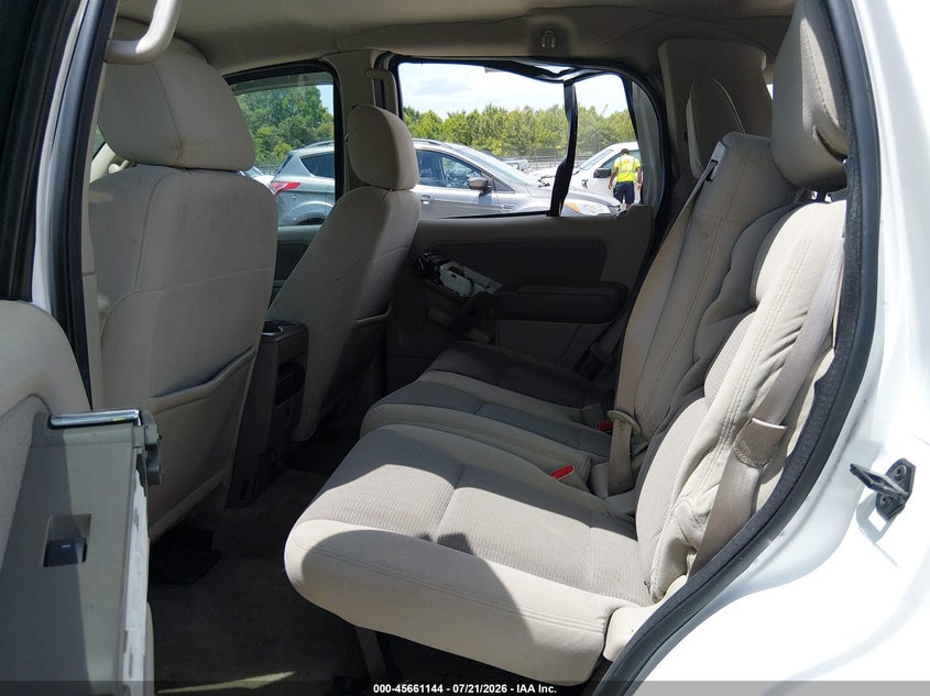 2007 Ford Explorer Xlt VIN: 1FMEU73E57UB03472 Lot: 45661144