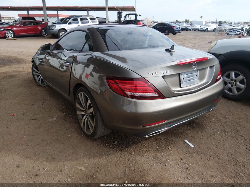 Vin: wddpk3ja8jf150704, lot: 46159717, mercedes-benz slc 300 20183