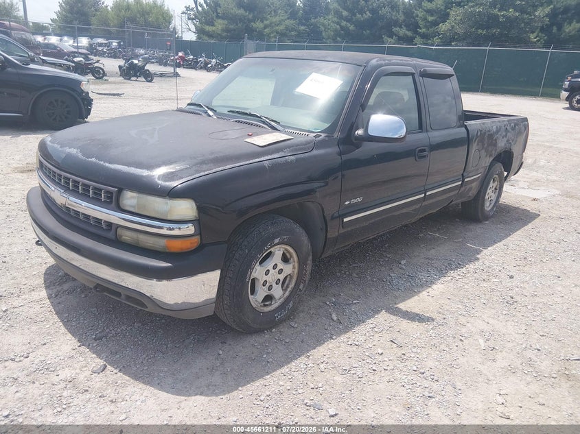 1999 CHEVROLET SILVERADO 1500 auction photo 2