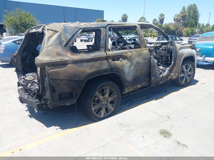 Vin: 7svaaaba5sx066010, lot: 46159787, toyota sequoia capstone 20254