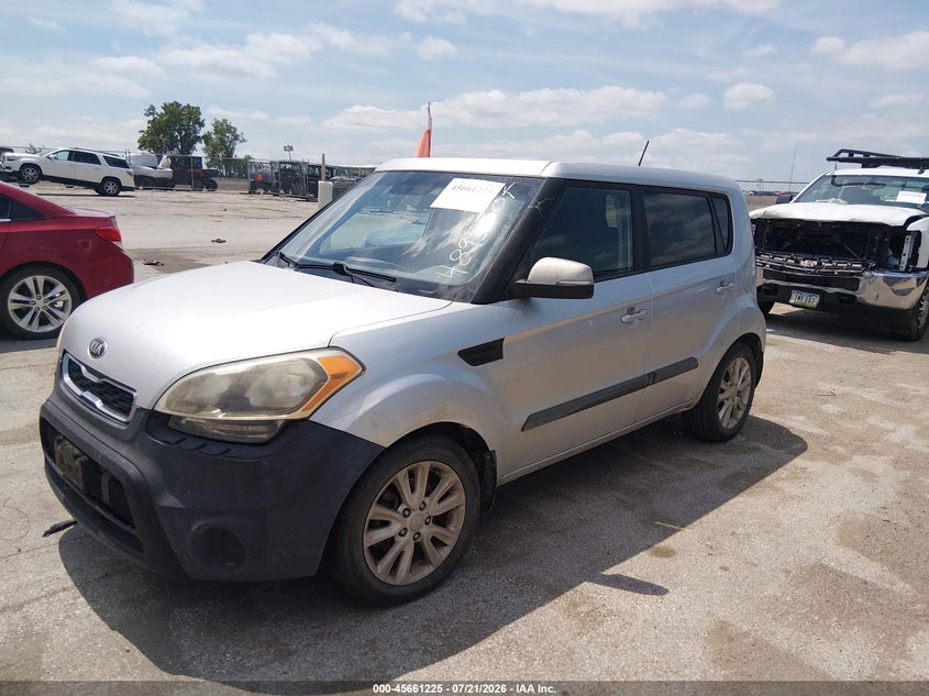 2013 Kia Soul + VIN: KNDJT2A66D7489530 Lot: 45661225