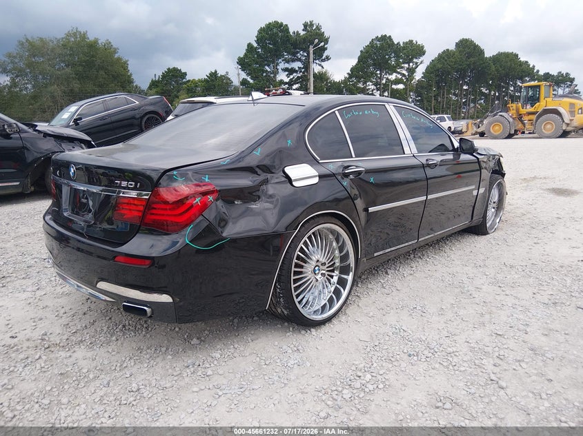 2013 BMW 750I — zdjęcie 4