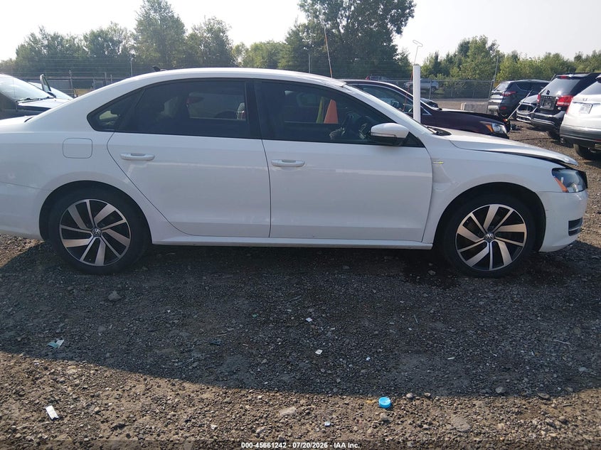2014 Volkswagen Passat 1.8T Wolfsburg Edition VIN: 1VWAT7A39EC100811 Lot: 45661242