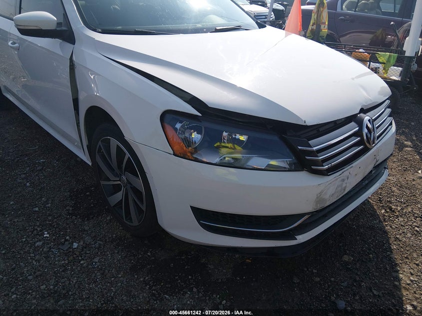 2014 Volkswagen Passat 1.8T Wolfsburg Edition VIN: 1VWAT7A39EC100811 Lot: 45661242