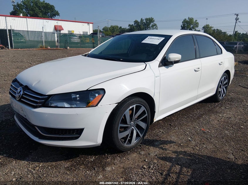 2014 Volkswagen Passat 1.8T Wolfsburg Edition VIN: 1VWAT7A39EC100811 Lot: 45661242
