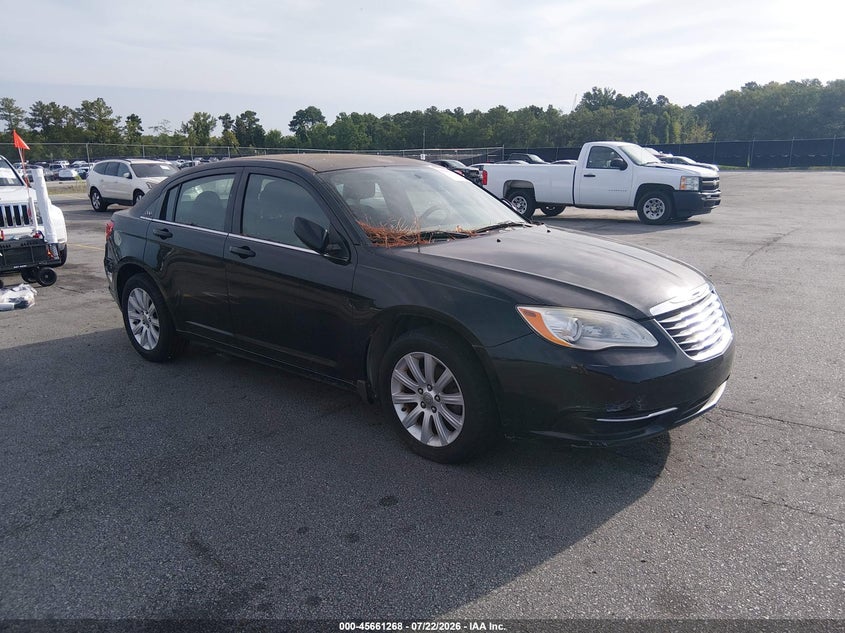 2013 Chrysler 200
