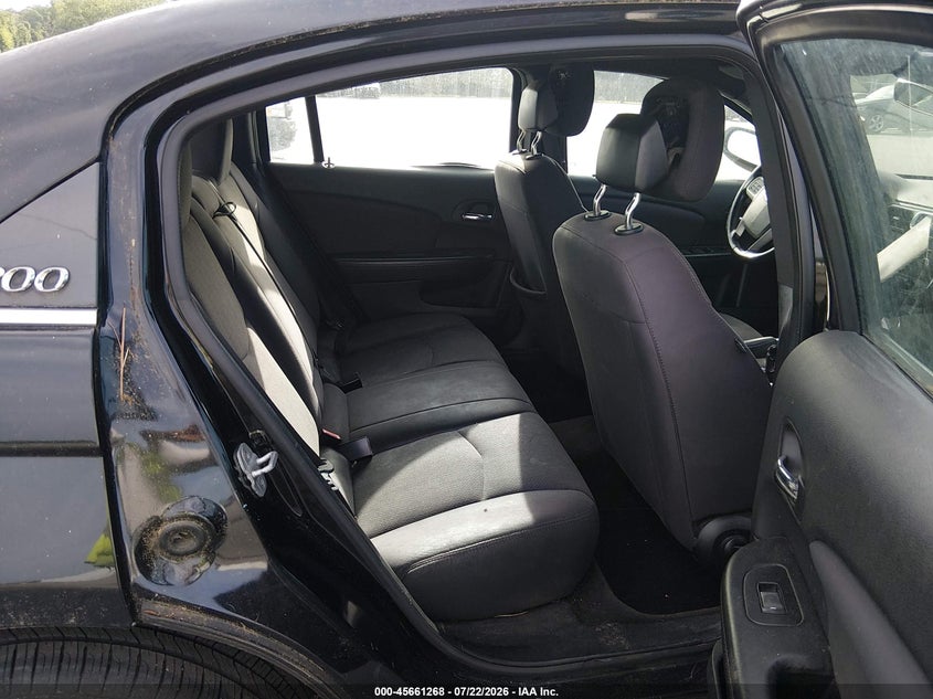 2013 CHRYSLER 200 auction photo 8