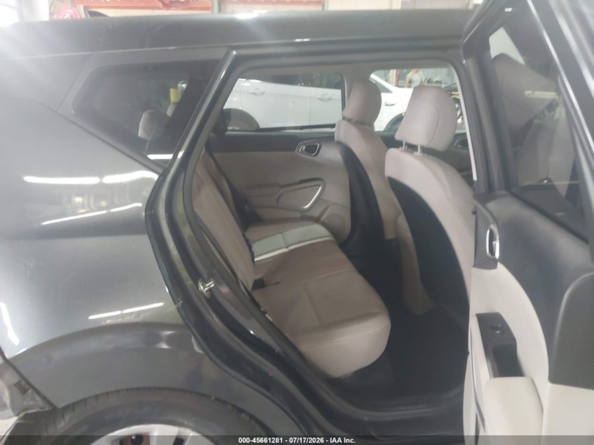 2020 Kia Soul Lx VIN: KNDJ23AU0L7100211 Lot: 45661281