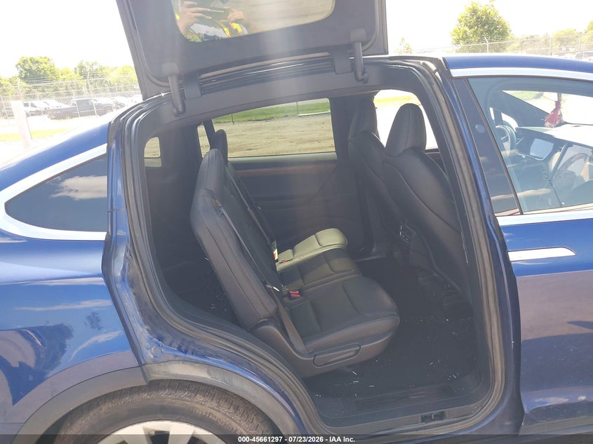 2020 TESLA MODEL X auction photo 8
