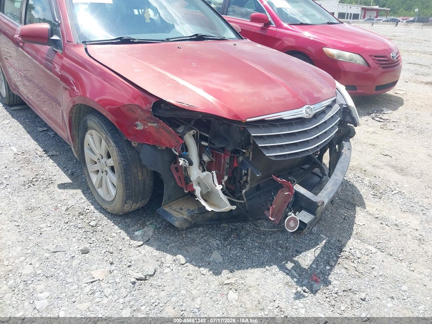 2010 CHRYSLER SEBRING auction photo 6