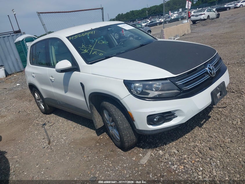 2012 VOLKSWAGEN TIGUAN auction photo 1