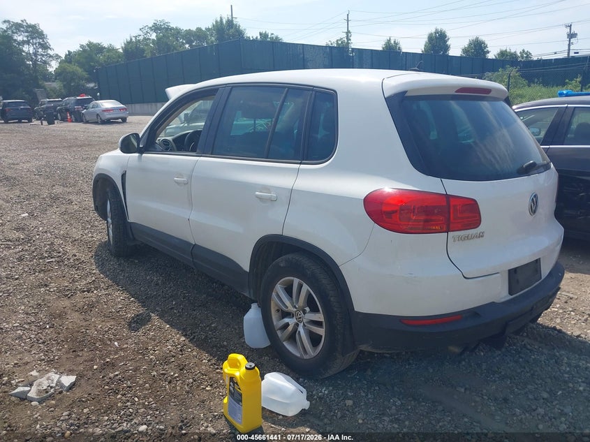 2012 VOLKSWAGEN TIGUAN auction photo 3