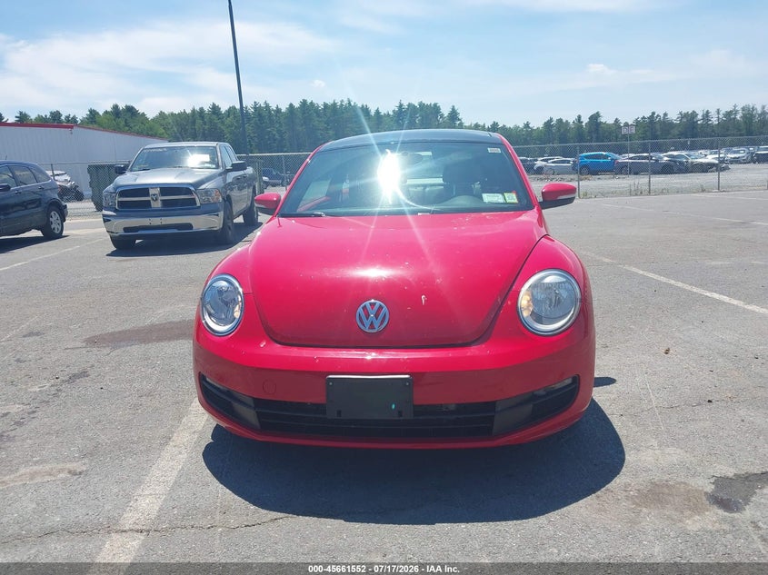 2014 Volkswagen Beetle 2.5L VIN: 3VWHP7AT8EM631063 Lot: 45661552