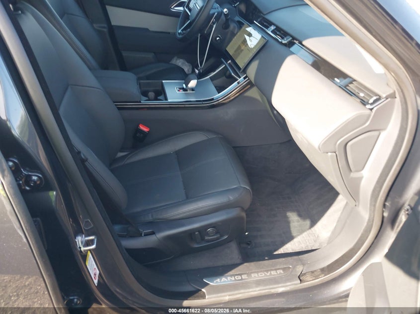 2025 LAND ROVER RANGE ROVER VELAR auction photo 5