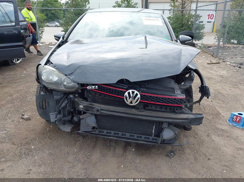 2011 Volkswagen Gti 4-Door/4-Door Autobahn VIN: WVWHV7AJ2BW021677 Lot: 45661632