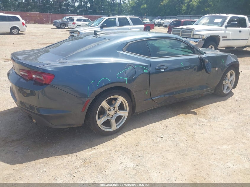 2020 CHEVROLET CAMARO auction photo 4