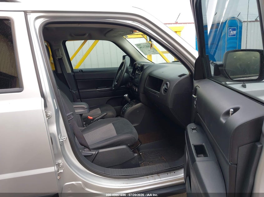 2013 JEEP PATRIOT auction photo 5