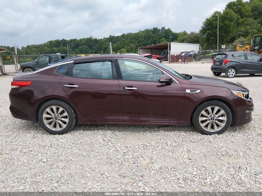 2016 Kia Optima Ex VIN: 5XXGU4L39GG084747 Lot: 45661707