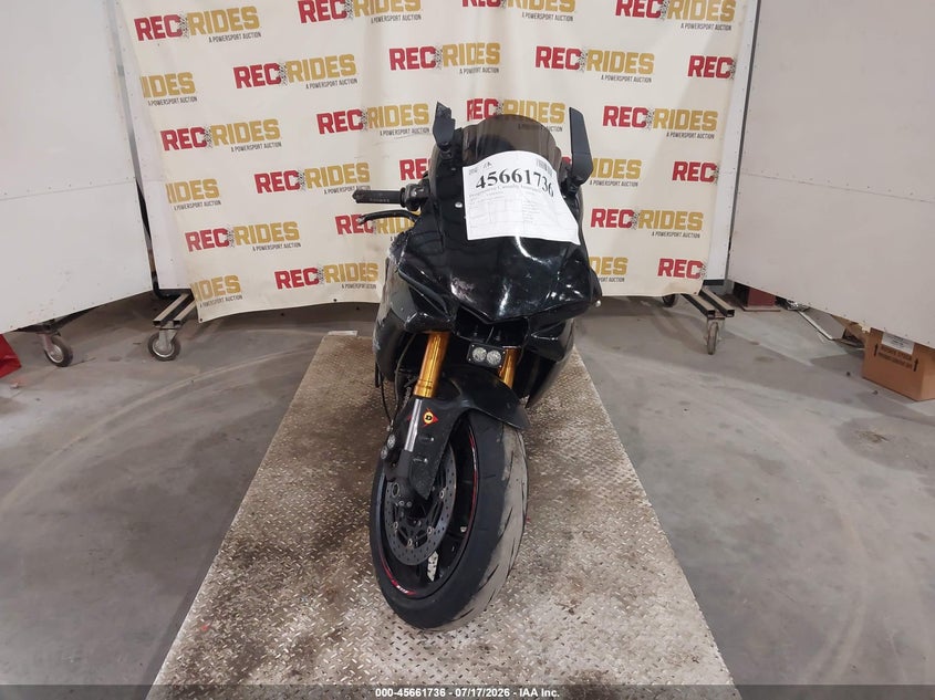 2015 YAMAHA YZFR1 auction photo 5
