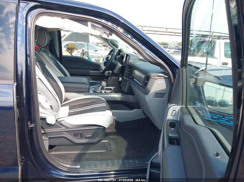 2025 FORD F-150 LIGHTNING auction photo 5