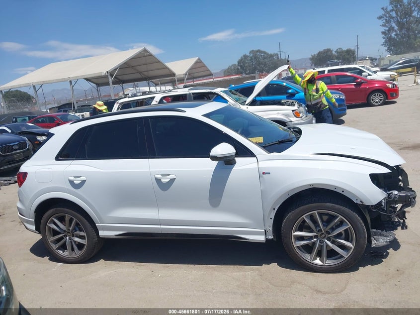 Фото 14 - AUDI Q3