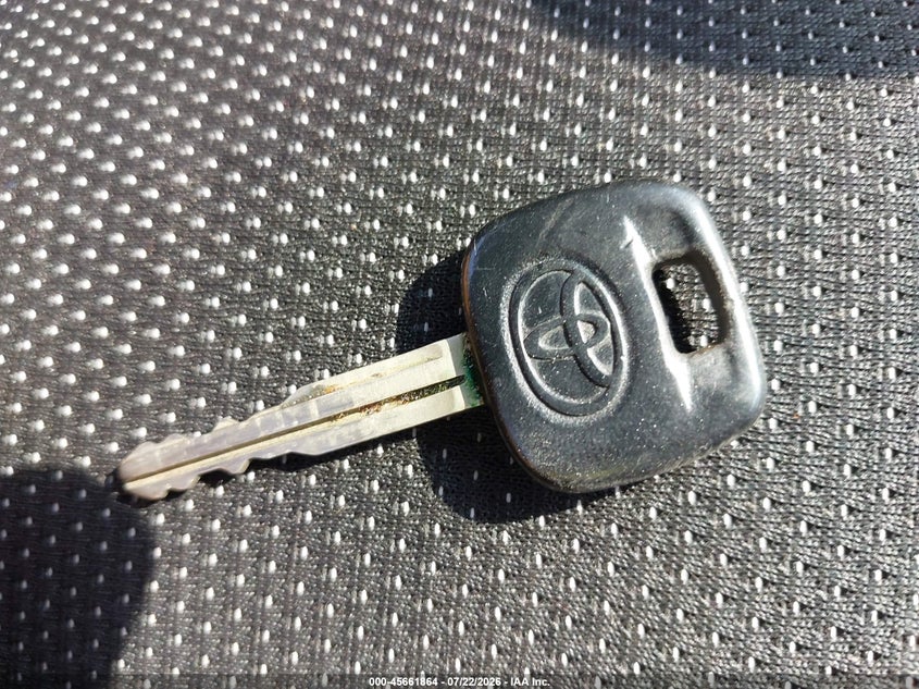2002 Toyota Celica Gt VIN: JTDDR32T120117900 Lot: 45661864