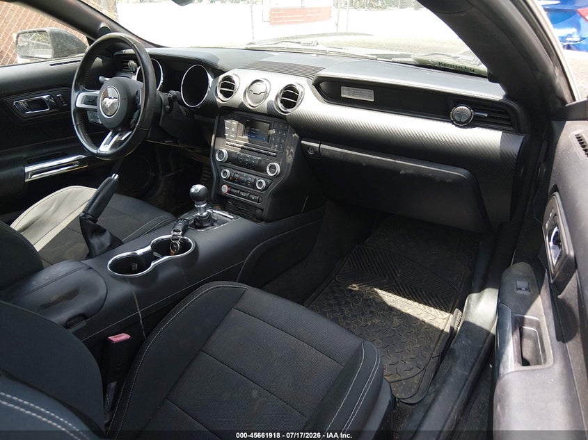 FORD MUSTANG - zdjęcie 5