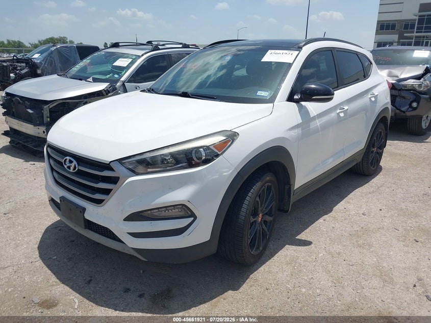 2017 HYUNDAI TUCSON auction photo 2